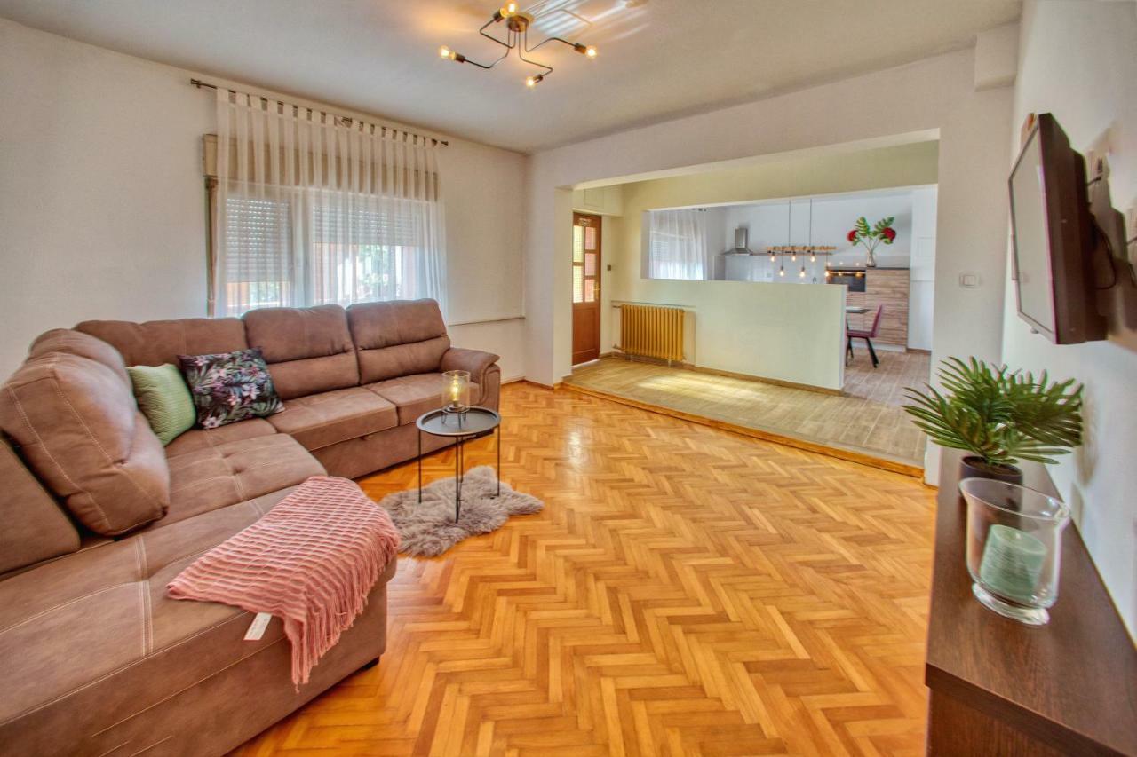 Sara Apartman Bibinje Kültér fotó