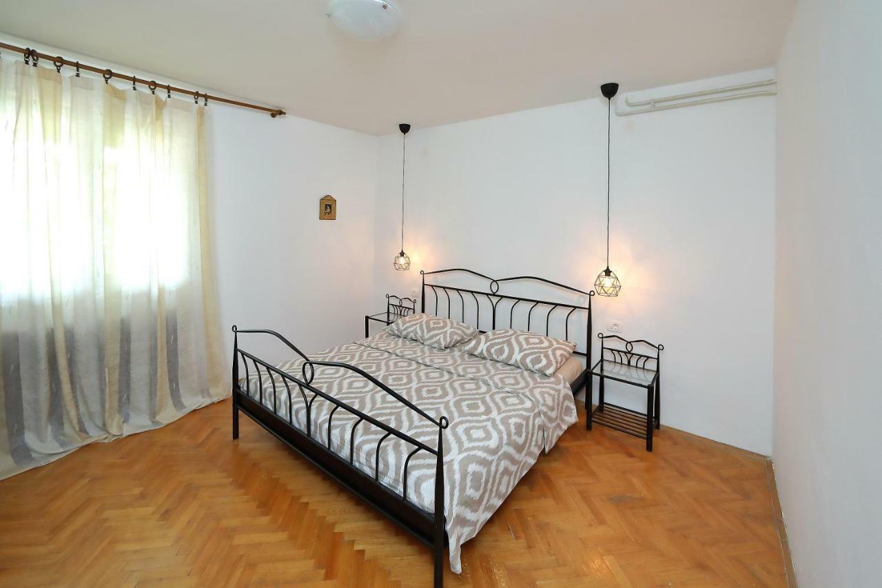 Sara Apartman Bibinje Kültér fotó
