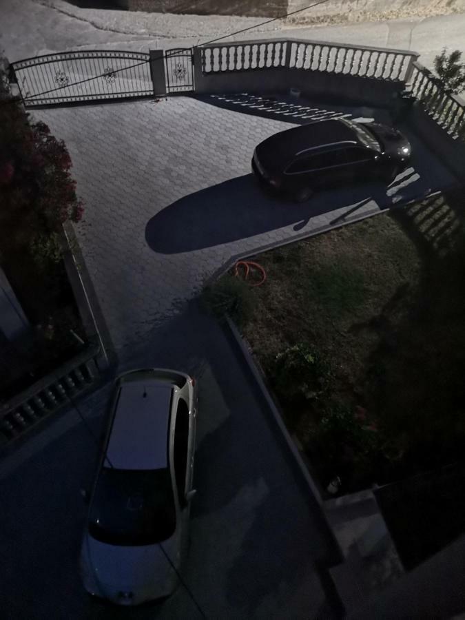 Sara Apartman Bibinje Kültér fotó